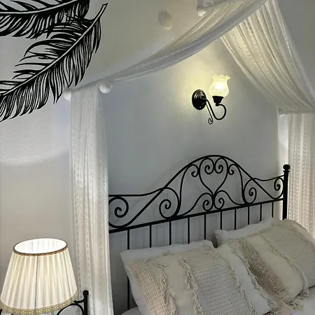 Zeynep Pensionat 3*